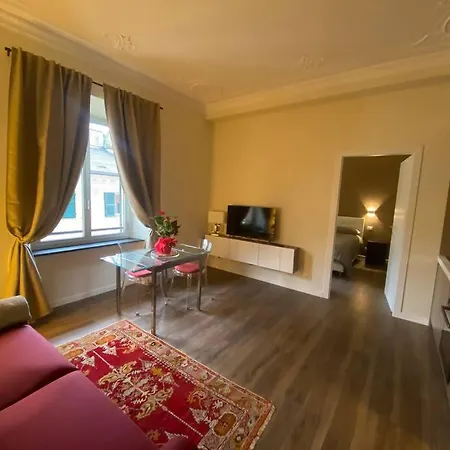Apartman Colombo Brown House *